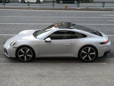 PORSCHE 911 - 8