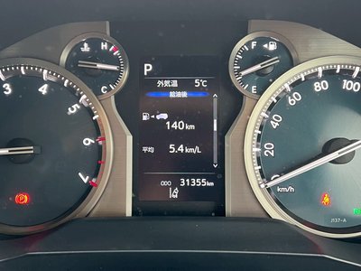 TOYOTA LAND CRUISER PRADO - 10