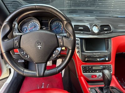 2013 Maserati GRANTURISMO — миниатюра 23