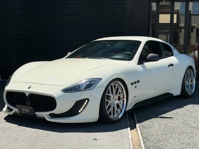 2013 Maserati GRANTURISMO photo 1