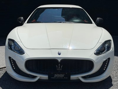 2013 Maserati GRANTURISMO photo 2