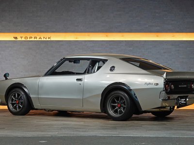 NISSAN SKYLINE GT-R - 2