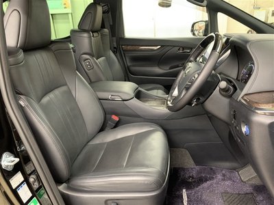 2021 TOYOTA ALPHARD photo 9