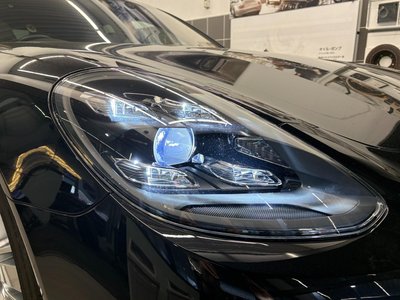 PORSCHE PANAMERA - 4