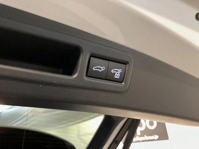صورة مصغرة 30 لـ 2023 Lexus RX