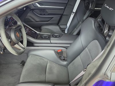 2025 Porsche TAYCAN — миниатюра 15