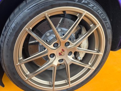 صورة 6 لـ 2025 Porsche TAYCAN