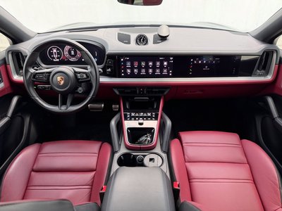 PORSCHE CAYENNE - 9