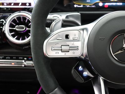 2022 Mercedes-BENZ GLB AMG thumbnail 29