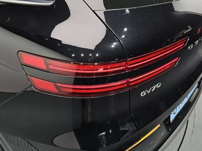 2022 Genesis ELECTRIFIED GV70 photo 10