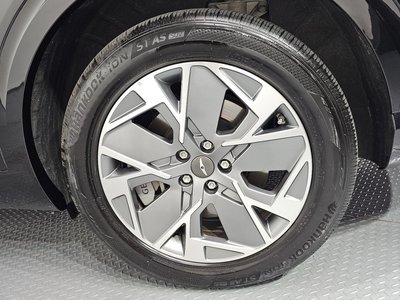 2022 Genesis ELECTRIFIED GV70 photo 8