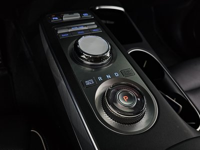 2022 Genesis ELECTRIFIED GV70 — миниатюра 12
