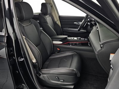 2022 Genesis ELECTRIFIED GV70 — миниатюра 16