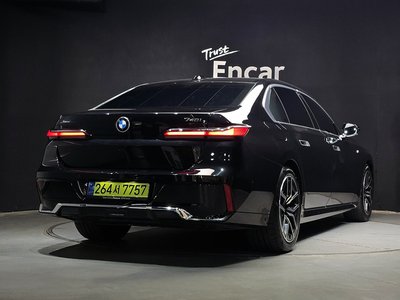 BMW 7 SERIES - 4