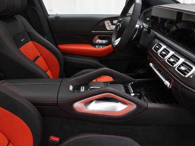 صورة 9 لـ 2025 Mercedes-BENZ GLE