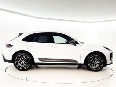 PORSCHE MACAN - 9