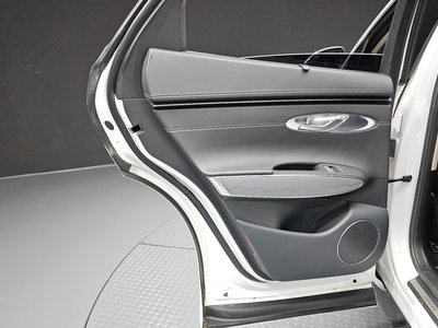 صورة مصغرة 15 لـ 2021 Genesis GV70