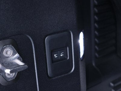 2022 LAND Rover DEFENDER 缩略图 23