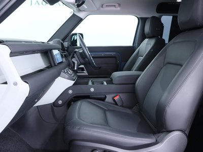 2022 LAND Rover DEFENDER — фото 5