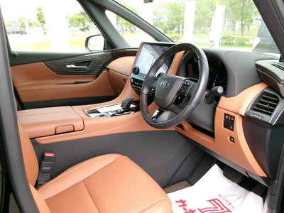 TOYOTA VELLFIRE - 10