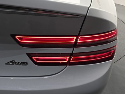 GENESIS G80 (RG3) - 10