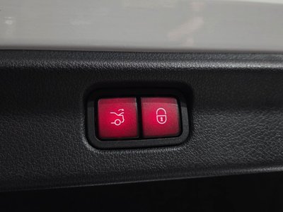 صورة مصغرة 17 لـ 2023 Mercedes-BENZ EQE