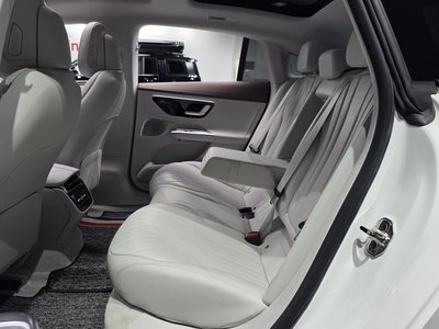 صورة مصغرة 15 لـ 2023 Mercedes-BENZ EQE