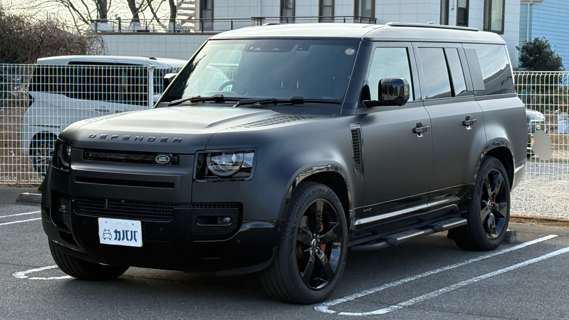 LAND ROVER DEFENDER 130 X D350 - View 1