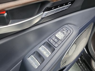 صورة مصغرة 20 لـ 2019 Genesis G90