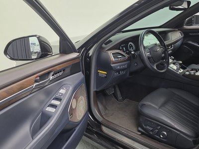 صورة مصغرة 19 لـ 2019 Genesis G90