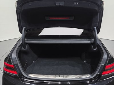 صورة مصغرة 31 لـ 2019 Genesis G90