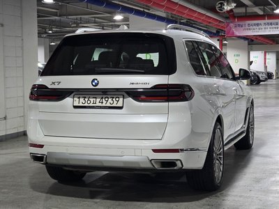 2023 BMW X7 照片 3