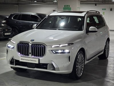 2023 BMW X7 照片 1