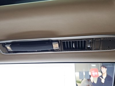 2025 LAND Rover RANGE ROVER 缩略图 36