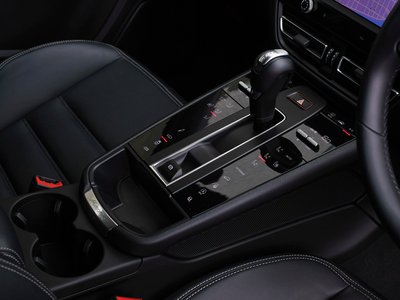 2024 Porsche MACAN thumbnail 14