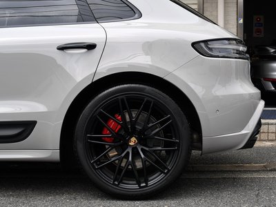 2024 Porsche MACAN thumbnail 31