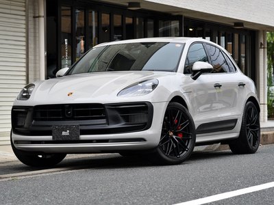 2024 Porsche MACAN photo 1