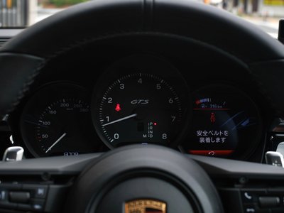 2024 Porsche MACAN thumbnail 11