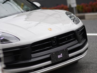 2024 Porsche MACAN thumbnail 27