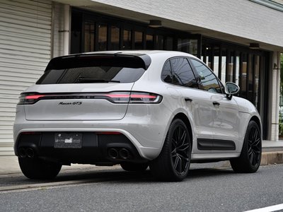 2024 Porsche MACAN thumbnail 36