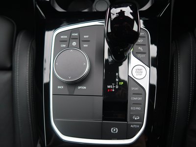 2024 BMW X4 — миниатюра 32