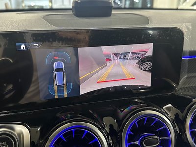 2025 Mercedes-BENZ GLB — миниатюра 16