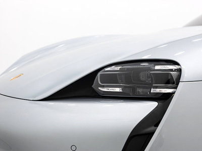 2023 Porsche TAYCAN thumbnail 11