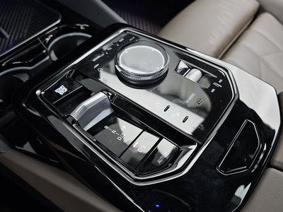BMW 5 SERIES - 9