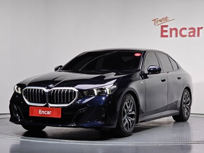 BMW 5 SERIES - 1