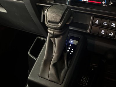 صورة مصغرة 54 لـ 2024 Toyota LAND CRUISER 70