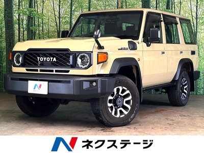 TOYOTA LAND CRUISER 70 - 1