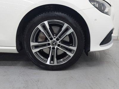 MERCEDES-BENZ E-CLASS - 6