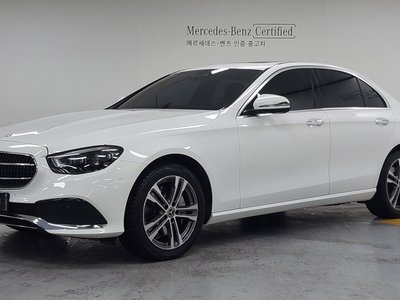 MERCEDES-BENZ E-CLASS - 1