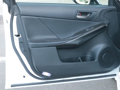 2024 Lexus IS thumbnail 27